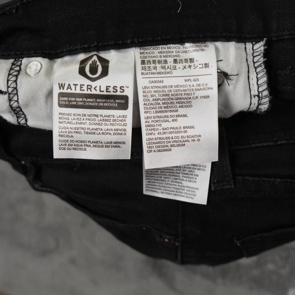 Levi's 541 Athletic Taper Jeans Mens‎ 30x32 Actual 30x31 Black Denim Pants